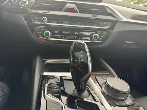 Used 2018 BMW 540i xDrive AWD/4WD image 27