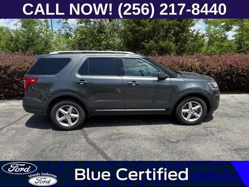 Used 2019 Ford Explorer XLT FWD image 6