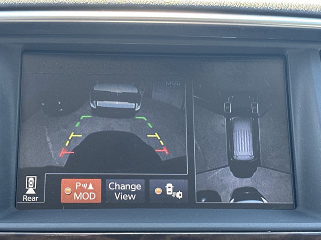 Used 2019 Nissan Armada Platinum w/ Captain's Chairs Package RWD image 12