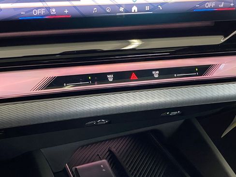 New 2026 BMW 540i xDrive w/ M Sport Package AWD/4WD image 19