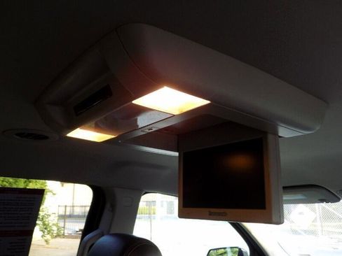 Used 2014 GMC Acadia SLT image 18