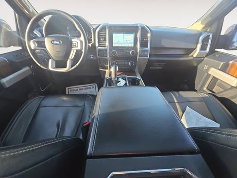 Used 2017 Ford F150 Lariat w/ Equipment Group 502A Luxury AWD/4WD image 10