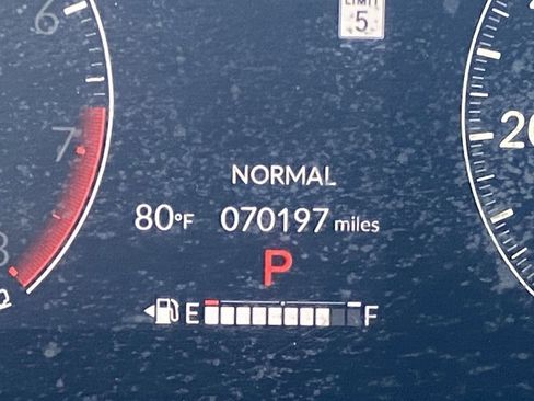 Certified 2023 Honda HR-V Sport image 30