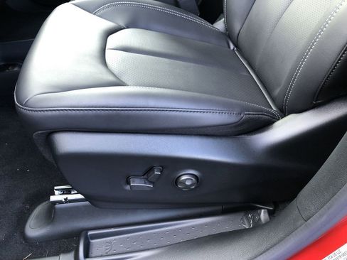 New 2026 Chrysler Pacifica Select w/ S Appearance Package FWD image 24