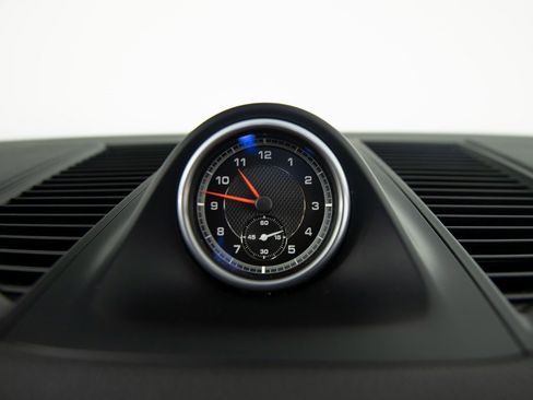 Certified 2020 Porsche Macan image 30