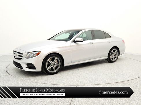 Used 2018 Mercedes-Benz E 300 4MATIC image 1