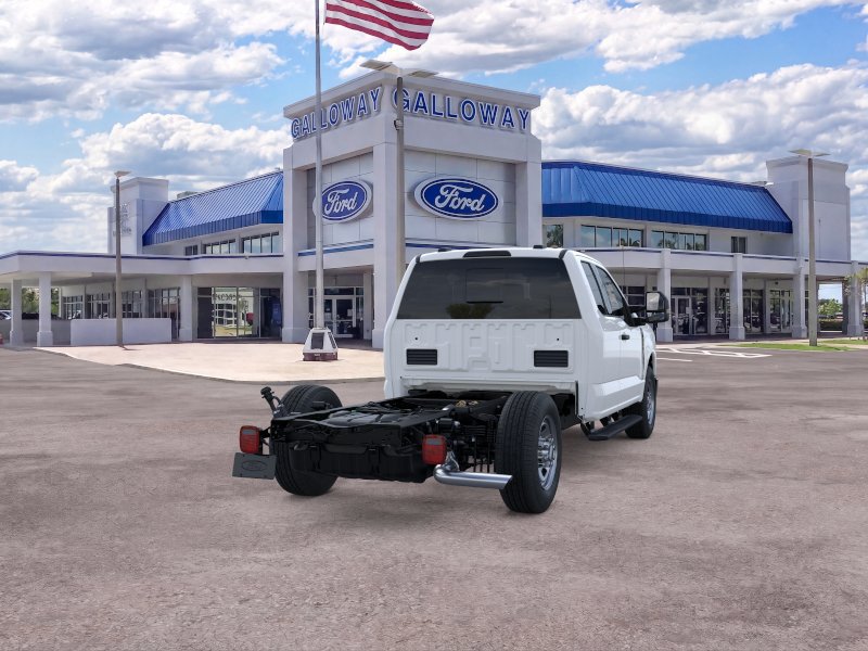 New 2025 Ford F350 XL w/ XL Chrome Package RWD image 8