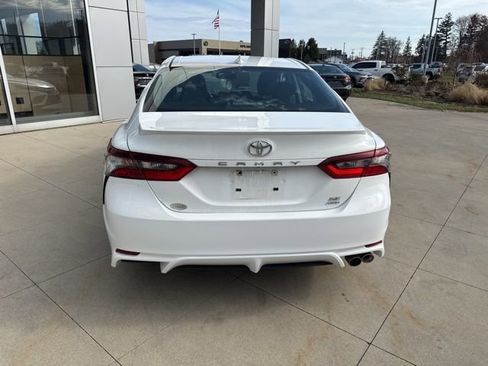 Used 2023 Toyota Camry SE w/ Cold Weather Package image 6