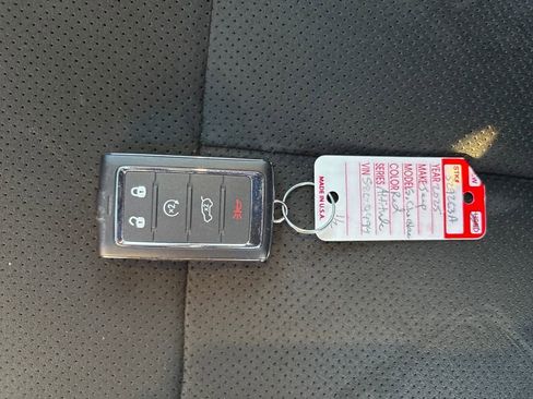 Used 2025 Jeep Grand Cherokee L Altitude image 34