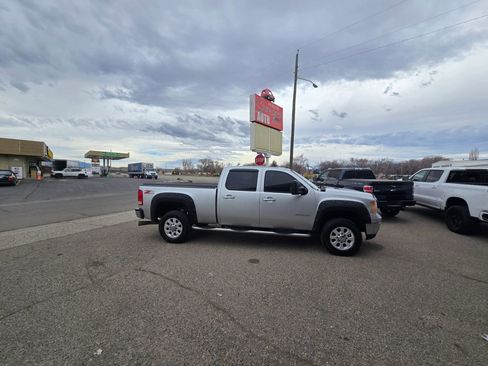 Used 2011 GMC Sierra 3500 SLT image 4