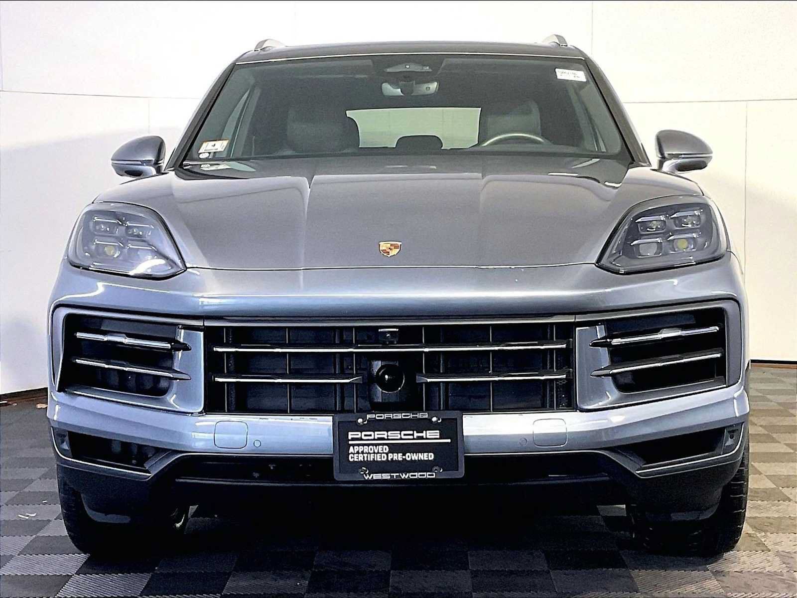 Certified 2026 Porsche Cayenne AWD/4WD image 10