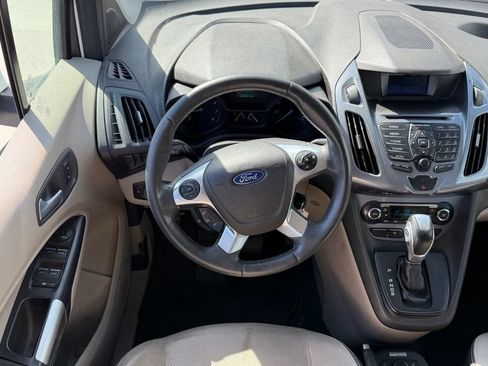 Used 2015 Ford Transit Connect Titanium FWD image 9