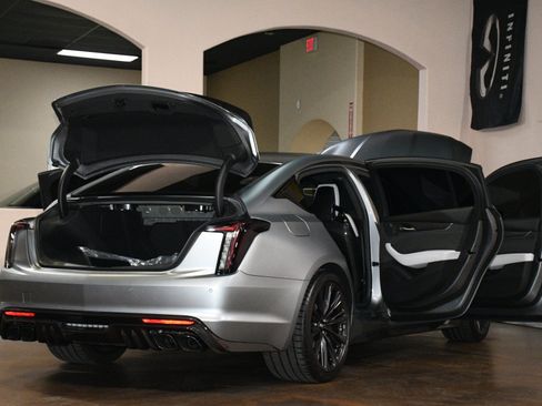 Used 2024 Cadillac CT5 V Blackwing w/ Carbon Fiber Package 2 RWD image 91