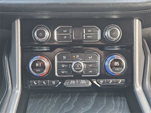Used 2022 GMC Yukon Denali w/ Denali Ultimate Package image 19