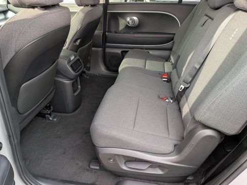 New 2026 Hyundai Ioniq 9 SE image 19