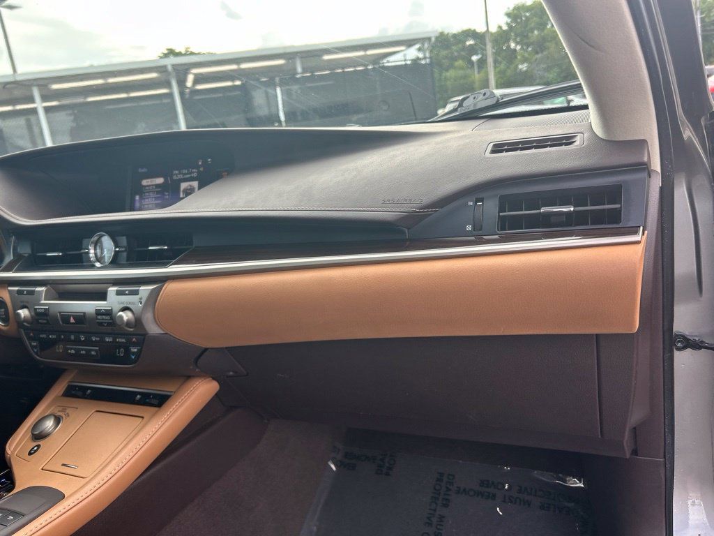 Used 2018 Lexus ES 350 w/ Premier Package FWD image 23