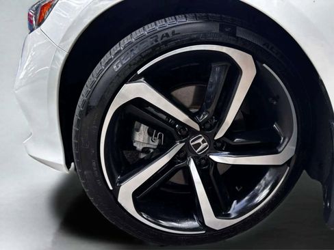 Used 2022 Honda Accord Sport image 31