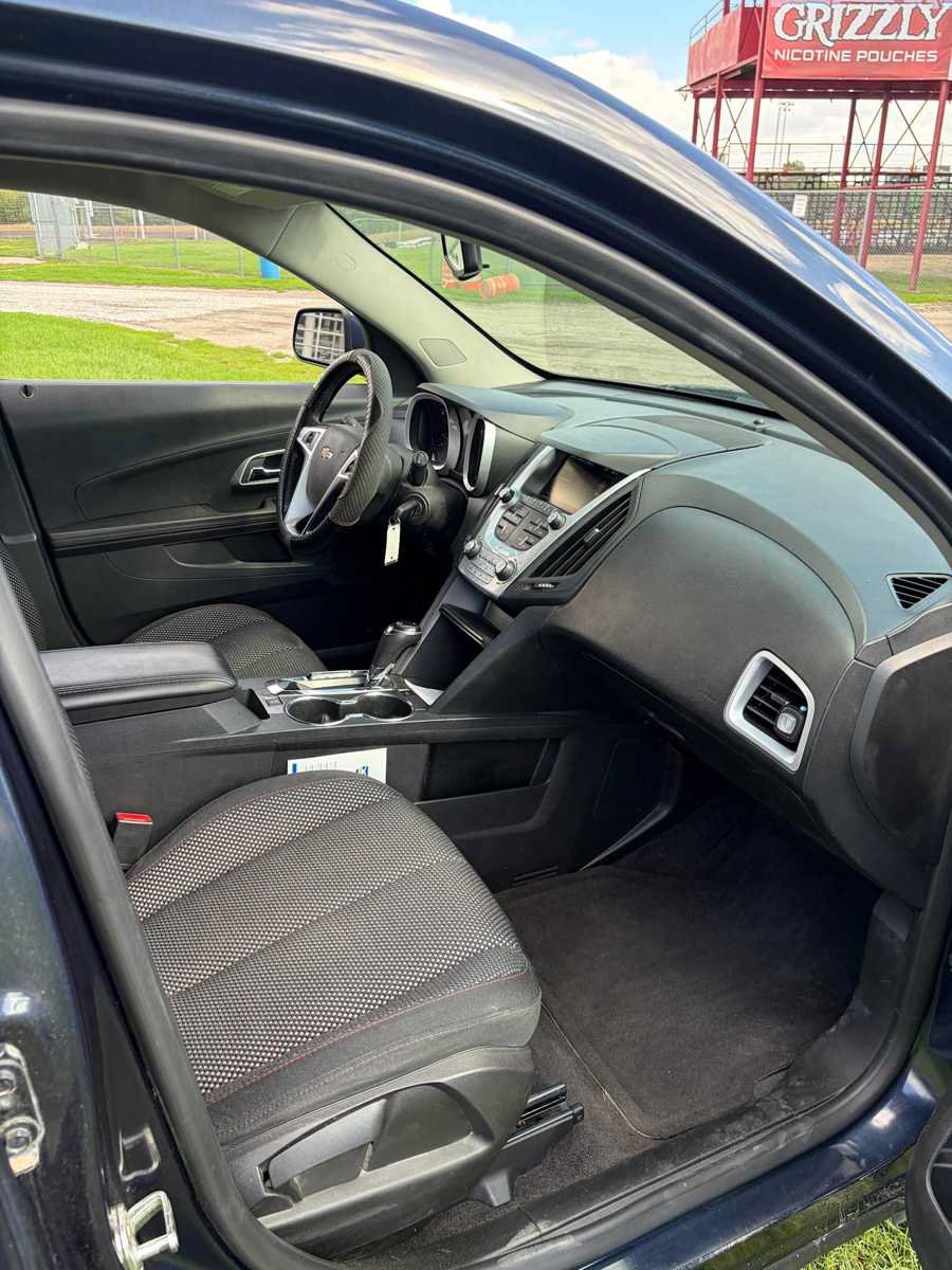 Used 2016 Chevrolet Equinox LT w/ Convenience Package AWD/4WD image 15