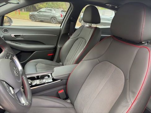 Used 2020 Hyundai Sonata SEL Plus w/ Tech Package image 9