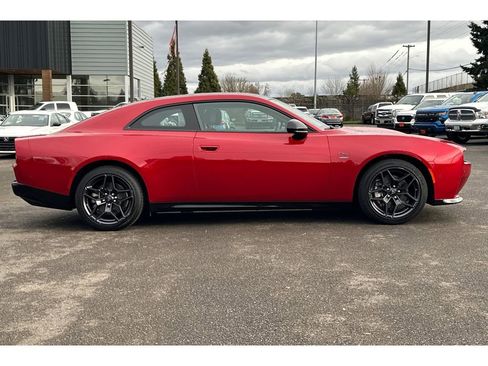 Used 2024 Dodge Charger R/T w/ Plus Group image 3