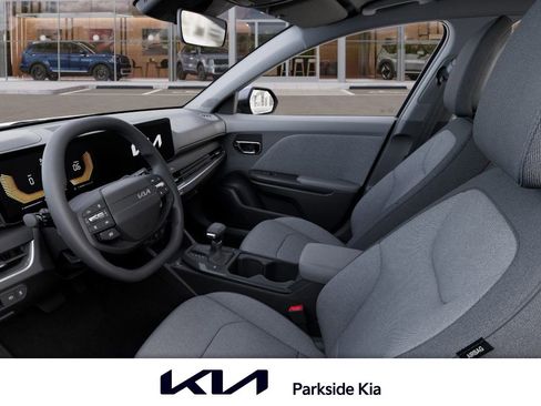 New 2025 Kia K4 LXS image 17