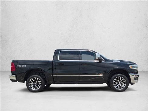 Used 2025 RAM 1500 Limited w/ Off Road Group AWD/4WD image 4