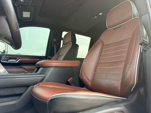 Used 2024 GMC Sierra 2500 Denali Ultimate image 13