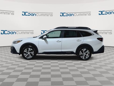 Used 2022 Subaru Outback Limited AWD/4WD image 5