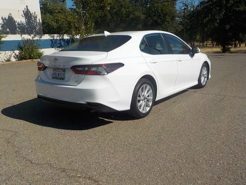 Used 2023 Toyota Camry LE image 6