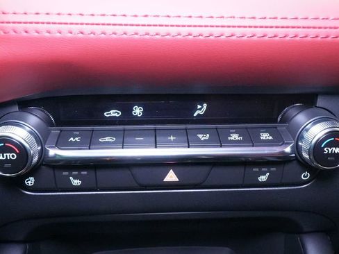 New 2026 MAZDA MAZDA3 Hatchback w/Premium Plus Pkg AWD/4WD image 34