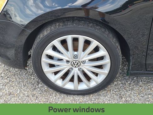 Used 2013 Volkswagen Jetta SEL FWD image 12