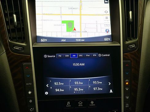 Used 2019 INFINITI Q50 Luxe w/ Essential Package (3.0T Luxe) RWD image 9