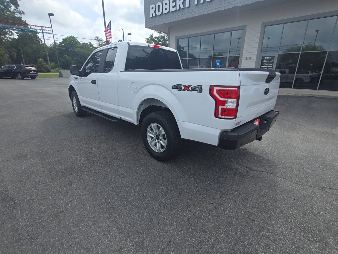 Used 2020 Ford F150 XL w/ Equipment Group 101A Mid AWD/4WD image 8