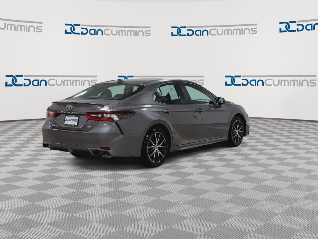 Used 2024 Toyota Camry SE FWD image 9