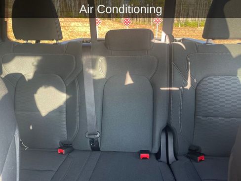 Used 2025 RAM 1500 Big Horn image 24