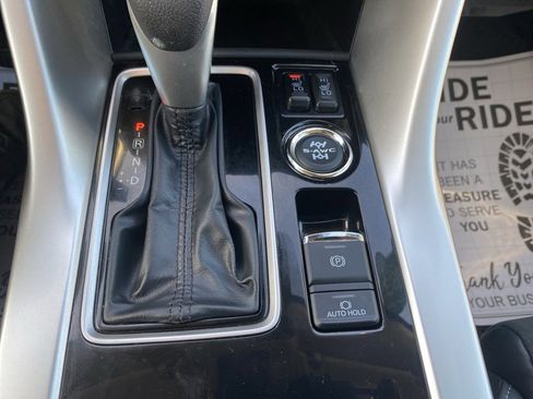 Used 2023 Mitsubishi Eclipse Cross SE image 26