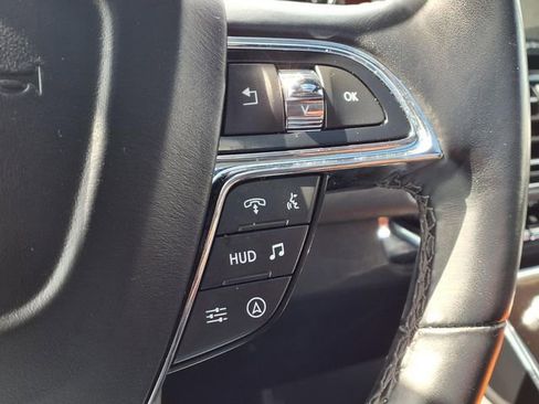 Certified 2024 Lincoln Navigator L Reserve AWD/4WD image 18