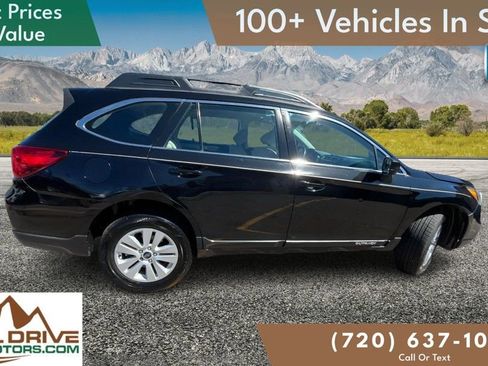 Used 2017 Subaru Outback 2.5i image 4