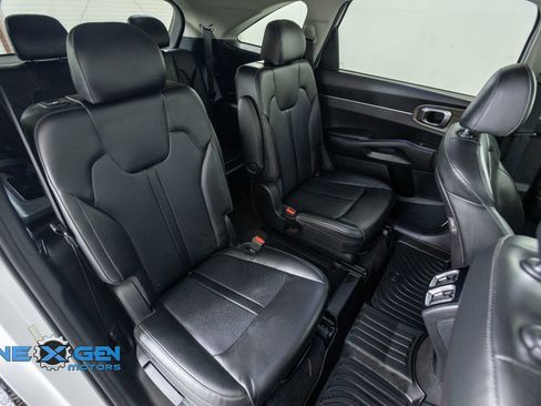 Used 2021 Kia Sorento EX w/ EX AWD X-Line Package image 40