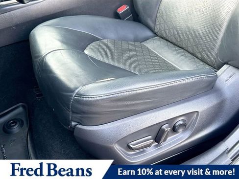 Used 2019 Toyota Camry XSE image 22