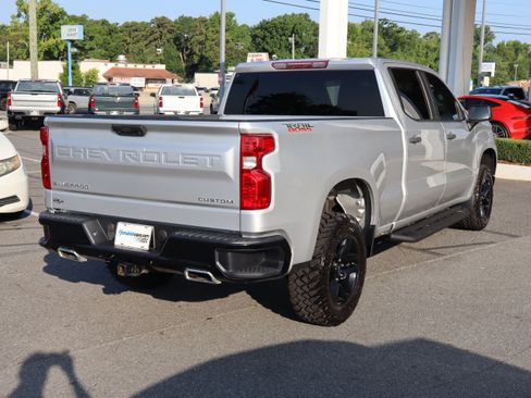 Used 2022 Chevrolet Silverado 1500 Custom Trail Boss AWD/4WD image 10