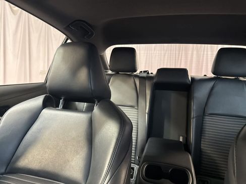 Used 2020 Toyota Corolla XSE image 26