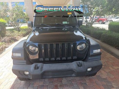 Used 2022 Jeep Wrangler Unlimited Sport AWD/4WD image 2