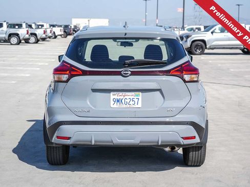 Used 2024 Nissan Kicks SV FWD image 7