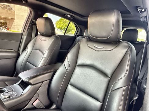 Used 2022 Cadillac XT4 Sport w/ Enhanced Visibility Package FWD image 14