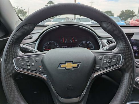 New 2024 Chevrolet Malibu LT FWD image 18