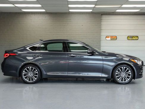 Used 2017 Genesis G80 3.8 image 3