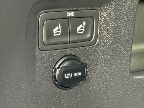 Used 2025 Kia Telluride S AWD/4WD image 18