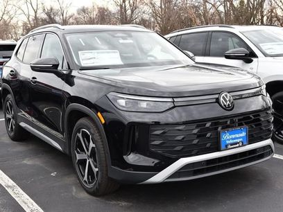 New 2026 Volkswagen Tiguan SE