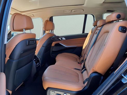 Used 2019 BMW X7 xDrive40i w/ Premium Package image 10